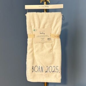 ⚡️Rae Dunn "BORN 2025" Soft Plush Baby Blanket